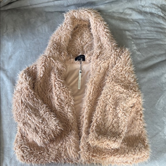 Love Tree Jackets & Blazers - Love Tree Faux Fur Jacket in Cream